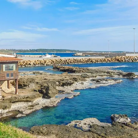 2 Bedroom Stunning In Isola Capo Rizzuto * Isola Di Capo Rizzuto