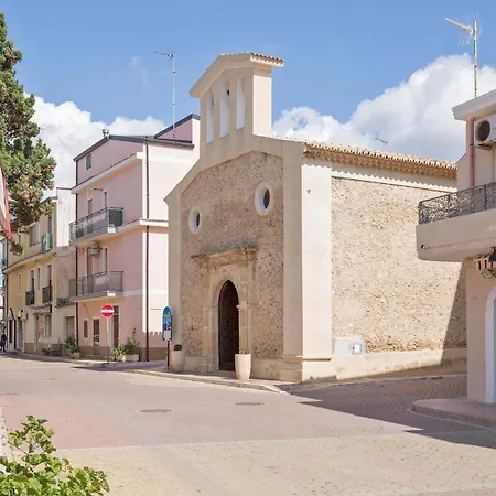 2 Bedroom Stunning In Isola Capo Rizzuto *