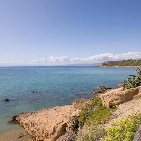 2 Bedroom Stunning In Isola Capo Rizzuto Апартаменты *