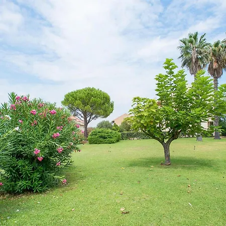 Апартаменты 2 Bedroom Stunning In Isola Capo Rizzuto