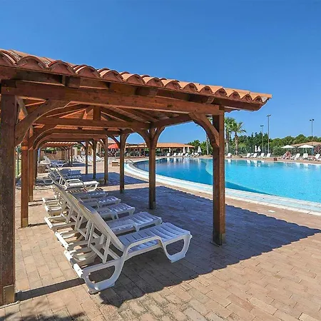 2 Bedroom Stunning In Isola Capo Rizzuto